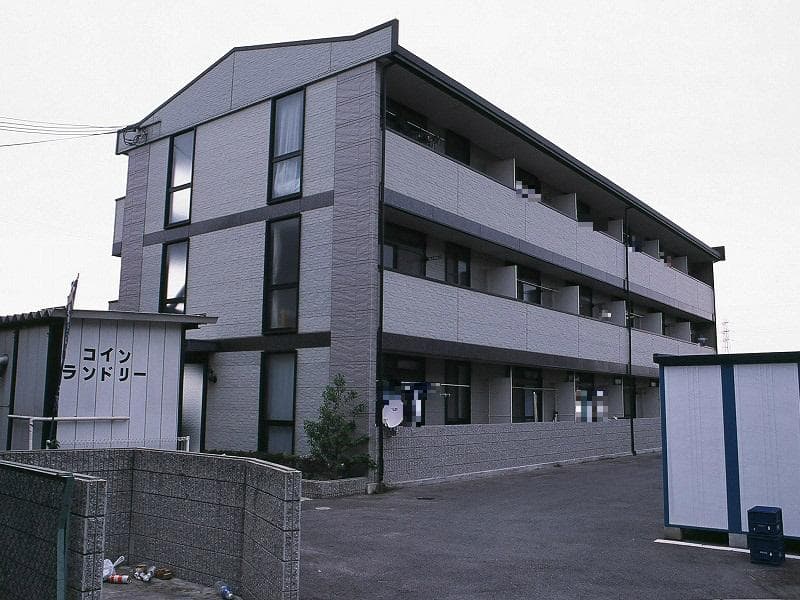 Main exterior of leopalace Sweet Season