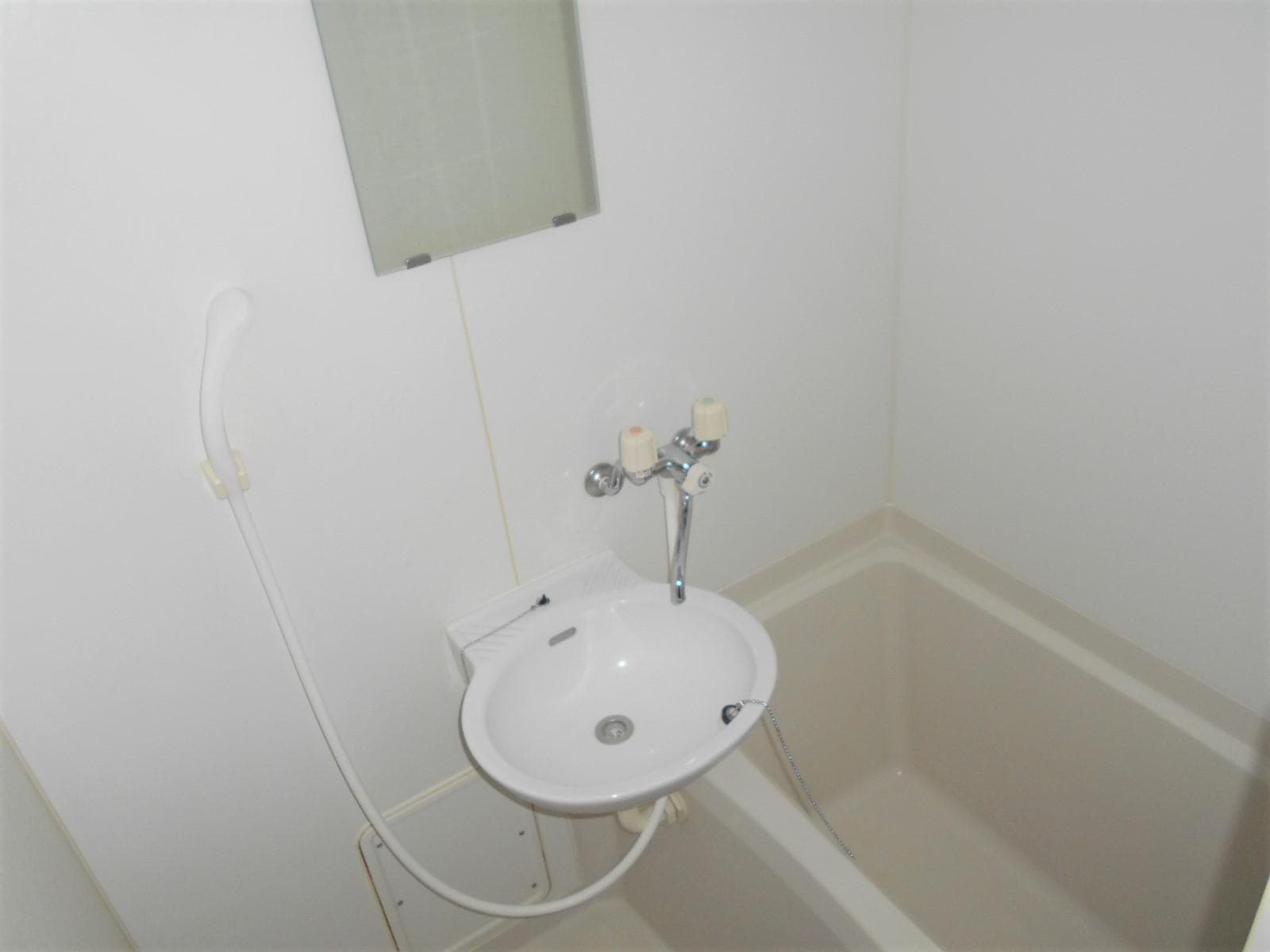 Room image 11
