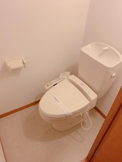 Room image 9