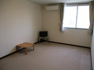 Preview interior of LEONEXT Kaede