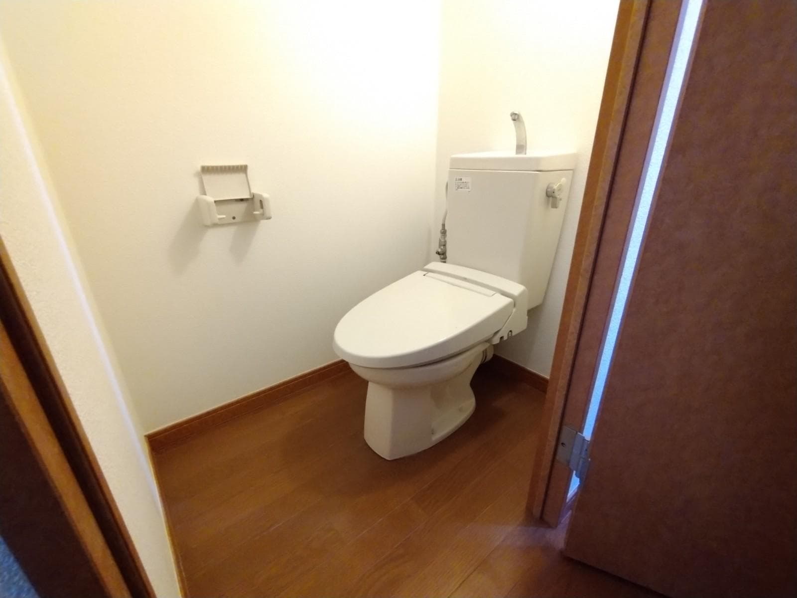 Room image 9
