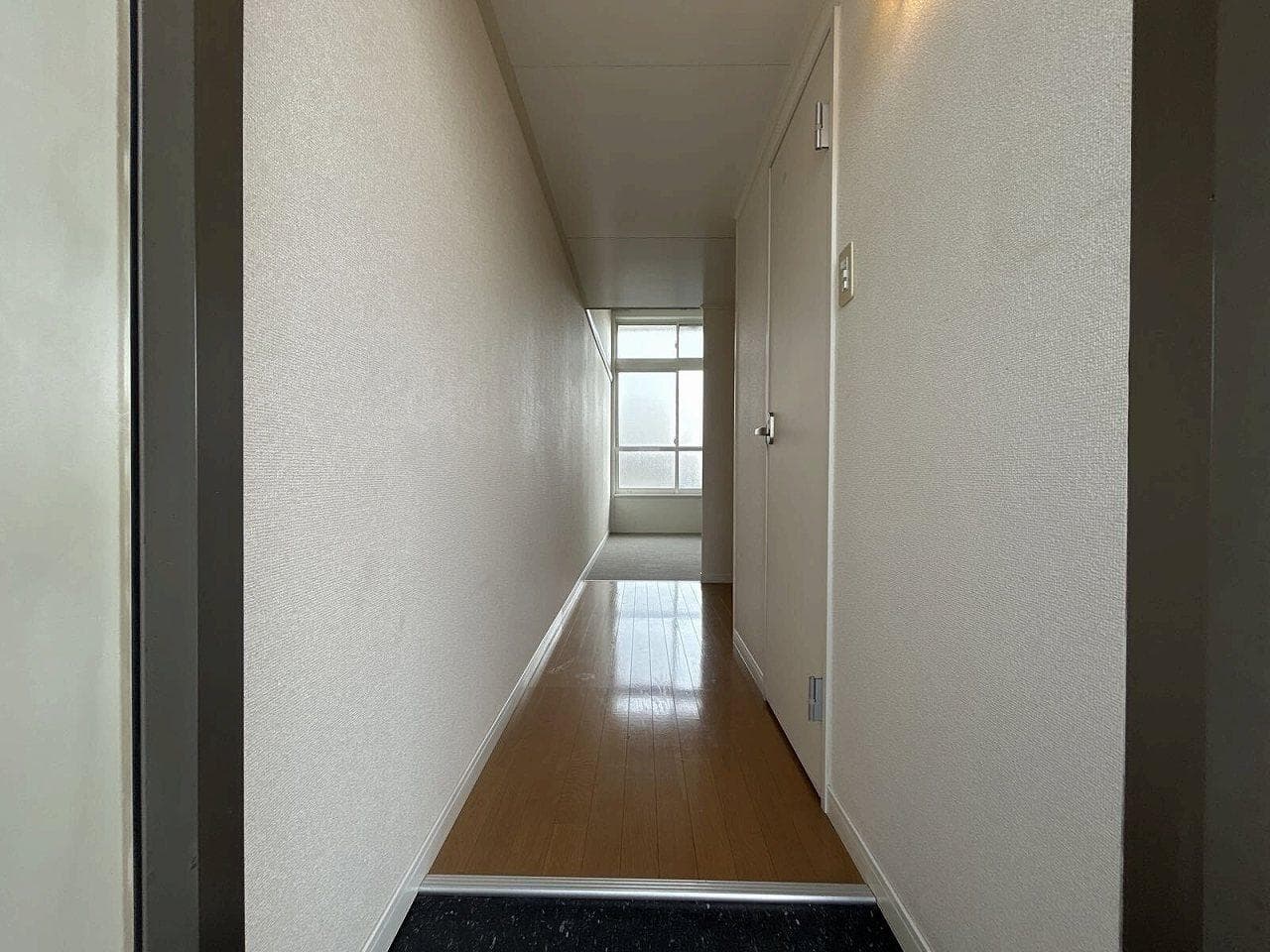 Room image 14