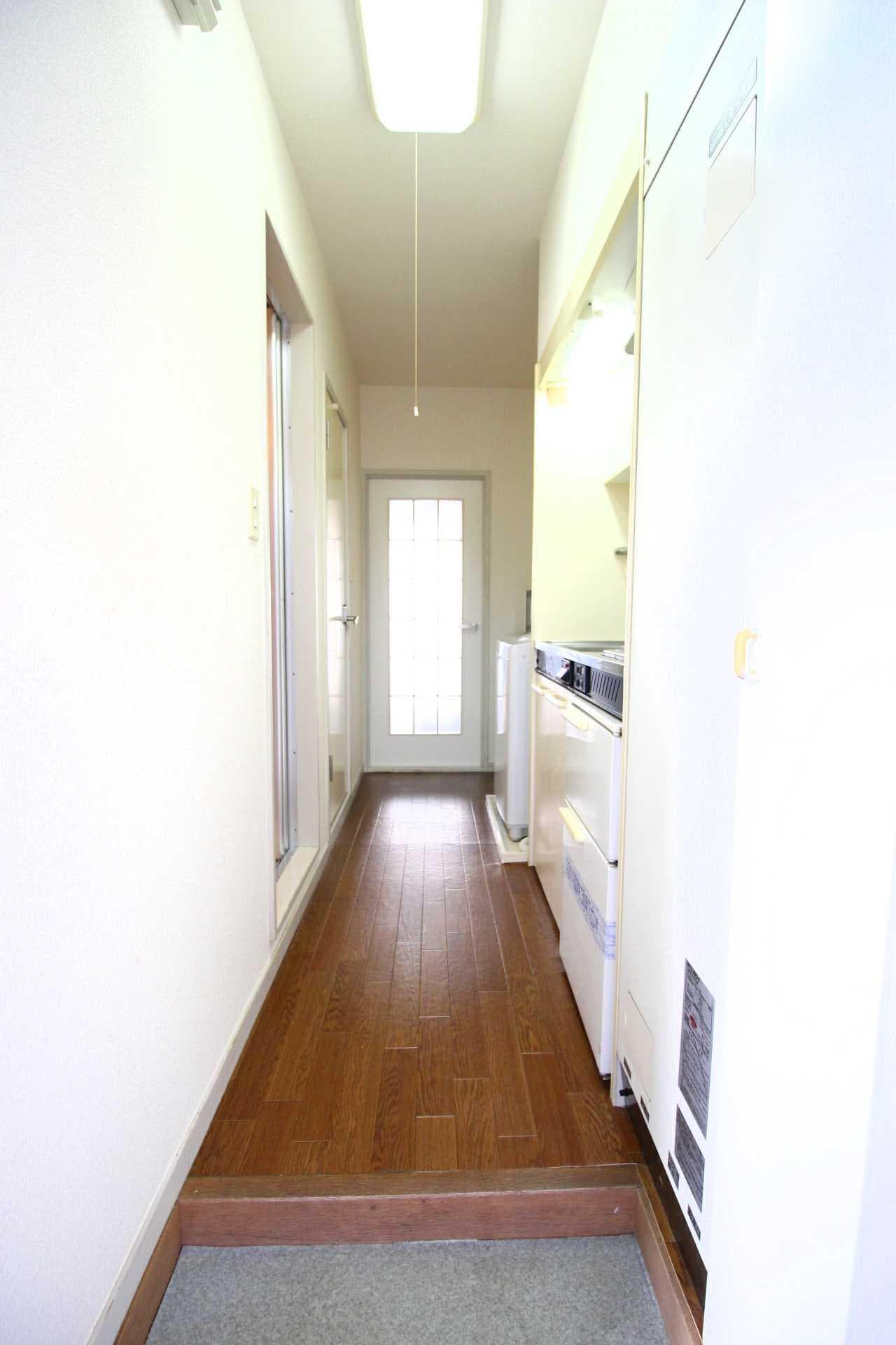 Room image 15