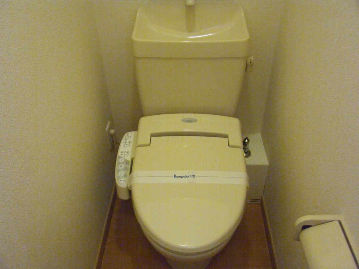 Room image 9