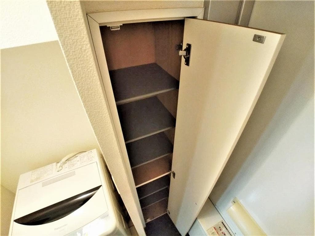 Room image 16