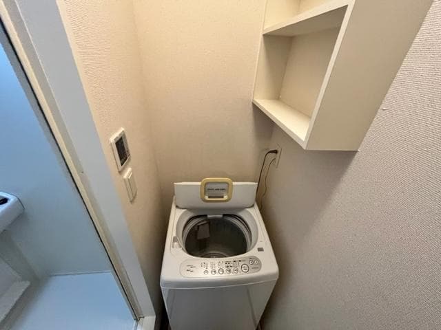 Room image 12