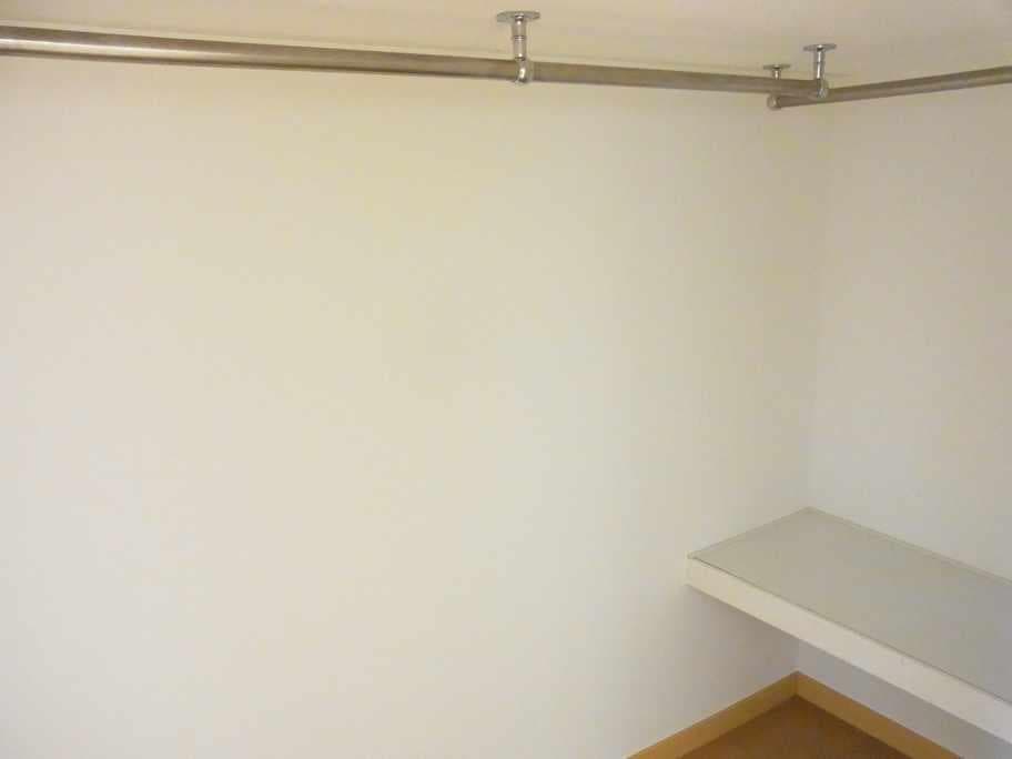 Room image 15