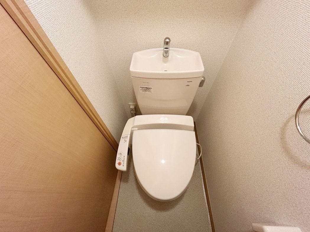 Room image 9