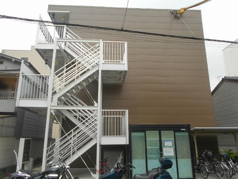 Main exterior of leopalace HAPPY Morinomiya