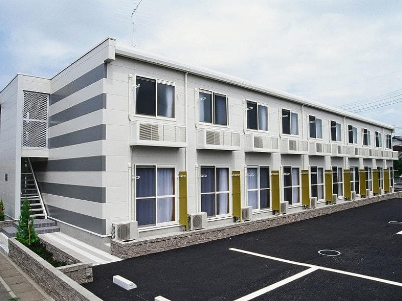 Main exterior of leopalace Olive