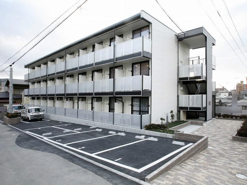 Main exterior of leopalace Libero Kurosaki