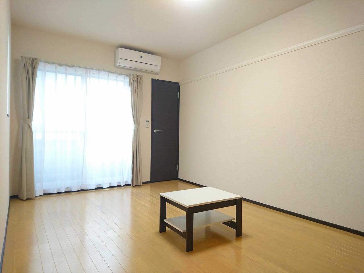 Preview interior of LEONEXT Wakabun