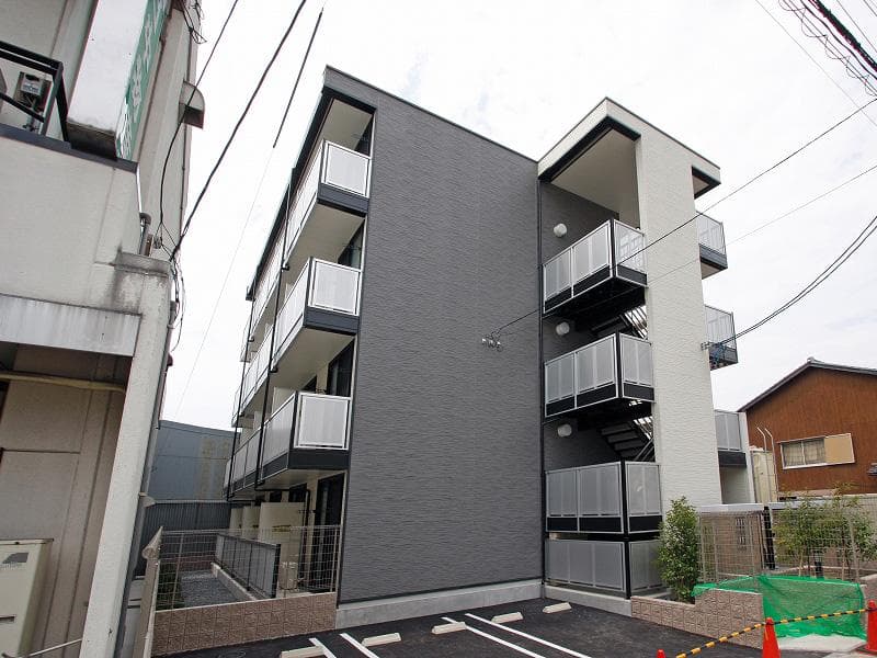 Main exterior of leopalace Soleil Hibino