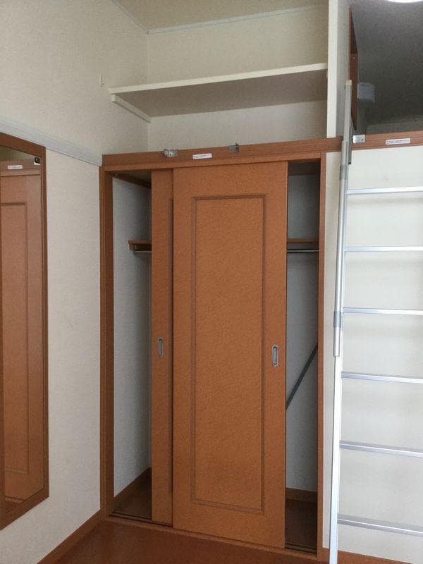 Room image 16