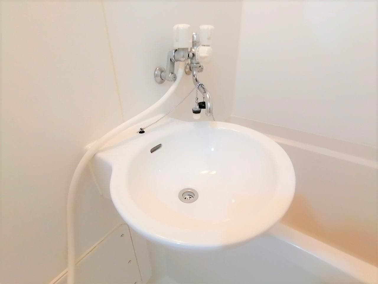 Room image 10