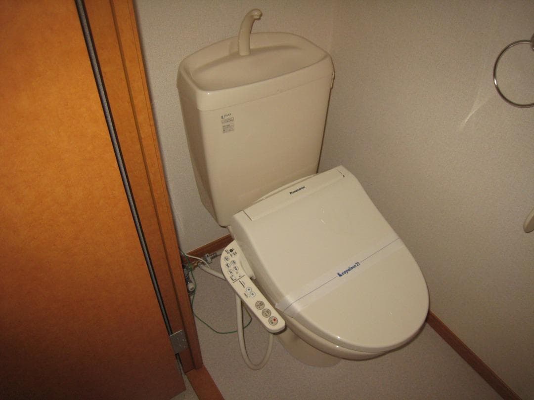 Room image 12