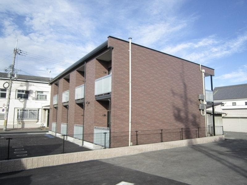 Main exterior of LEONEXT Riverside Kashiwara