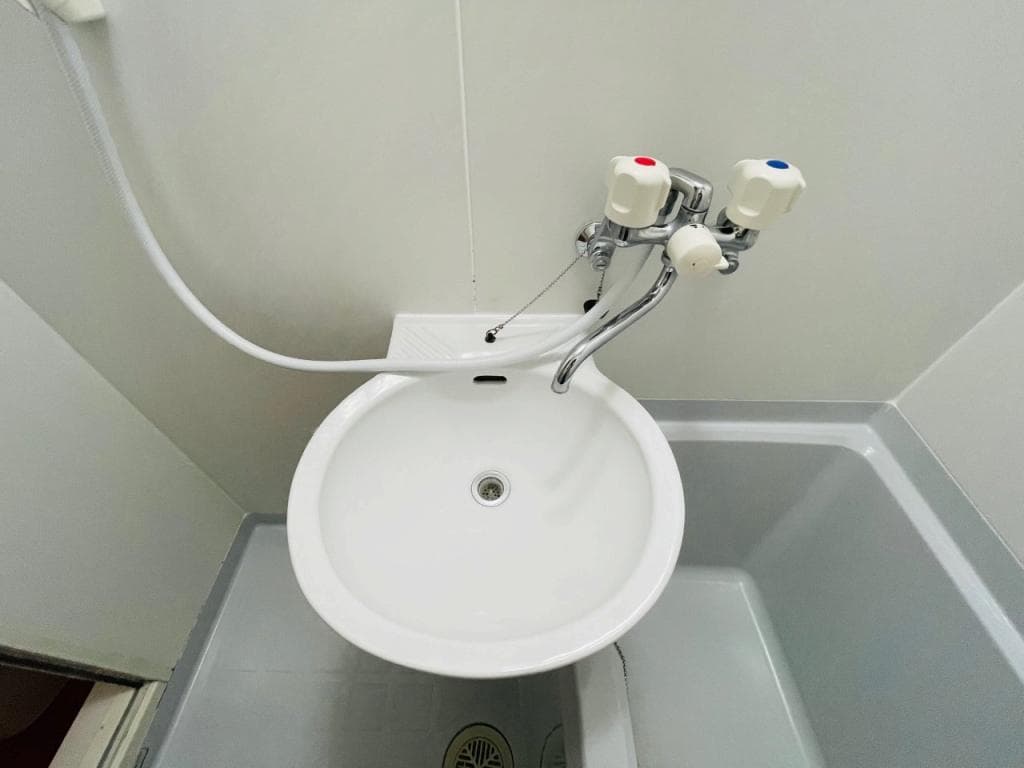Room image 11