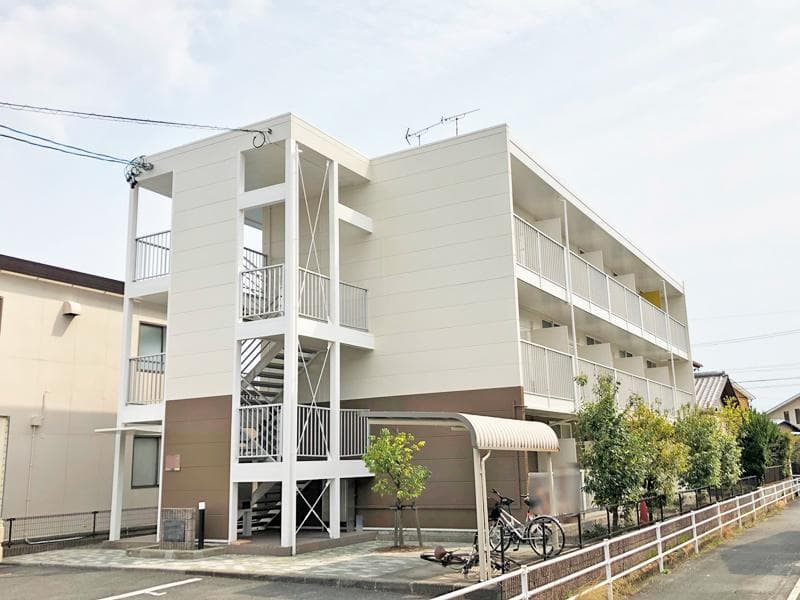 Main exterior of leopalace Wada II