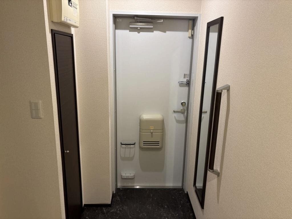 Room image 14