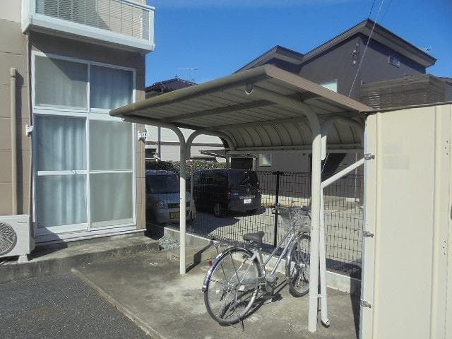 Room image 16