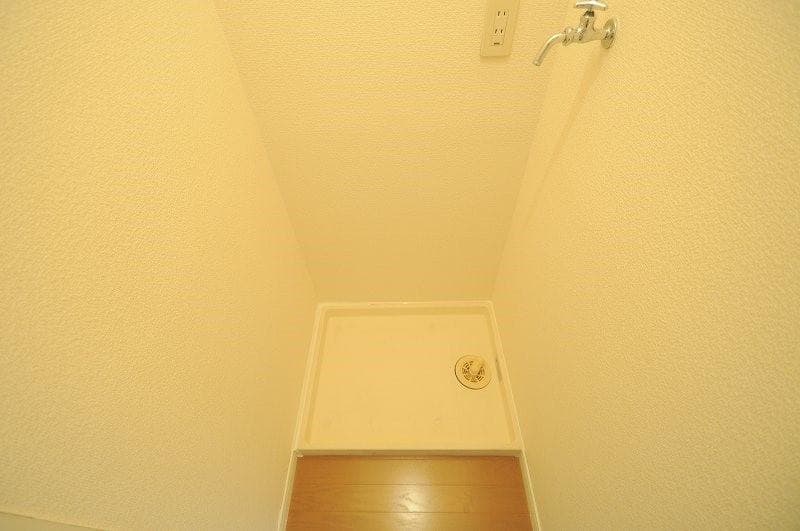 Room image 13