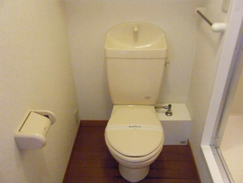 Room image 9