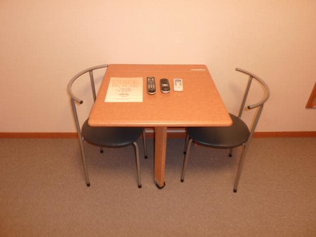 Room image 15
