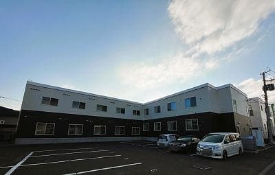 Main exterior of leopalace Sakura Shiroishi