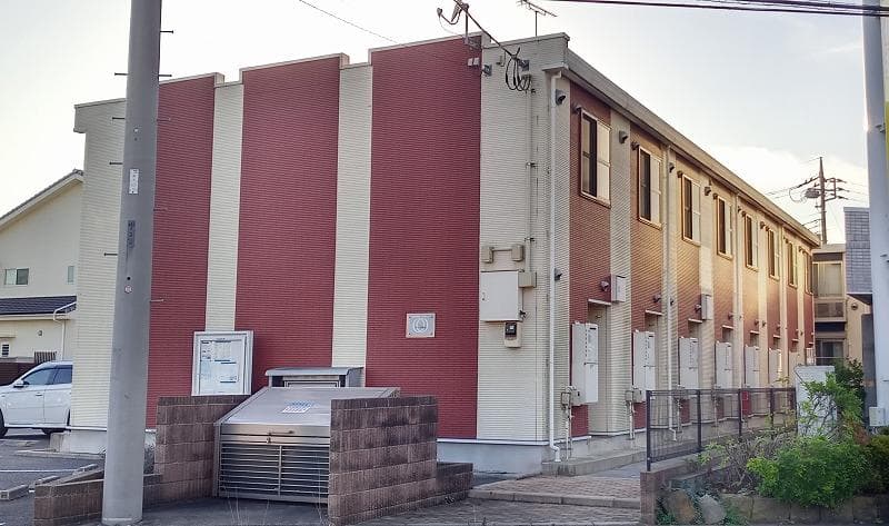 Main exterior of LEONEXT Lapin Misono A