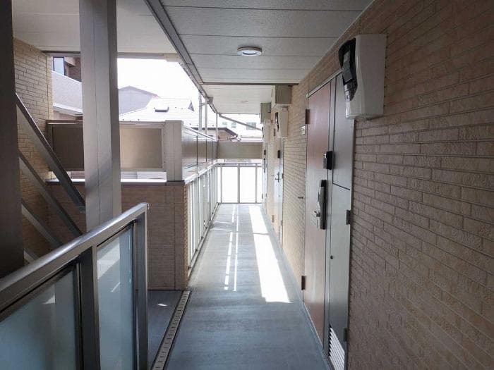 Room image 11