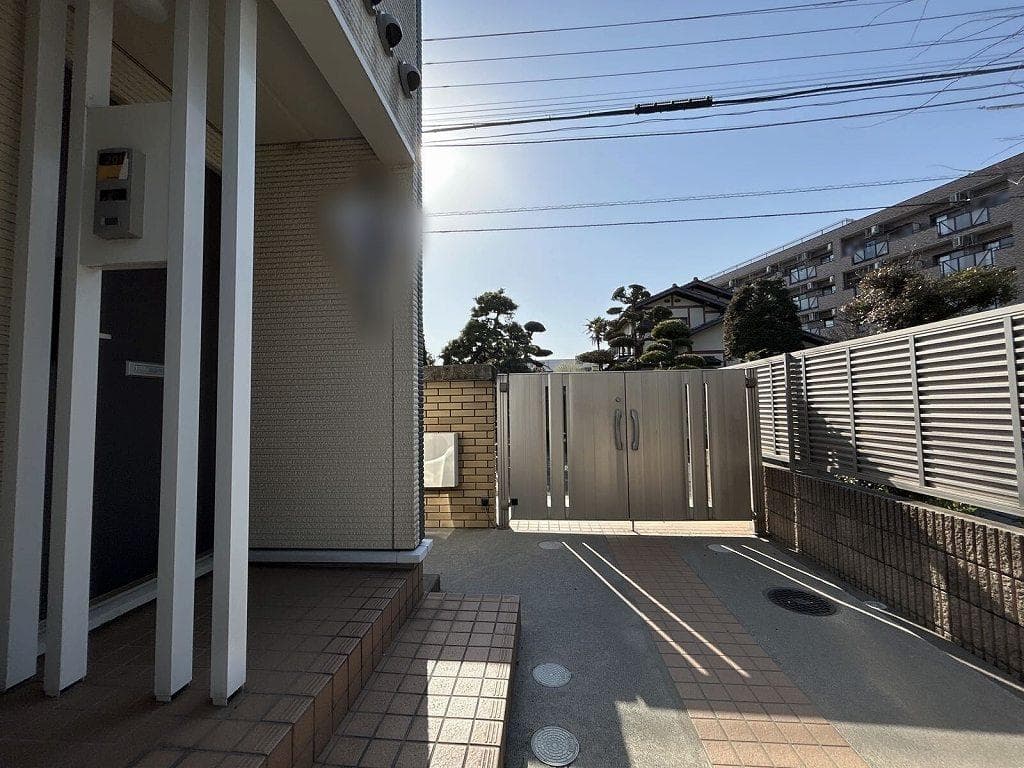 Room image 10