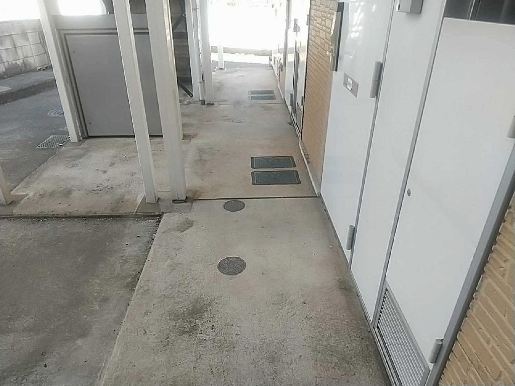 Room image 11