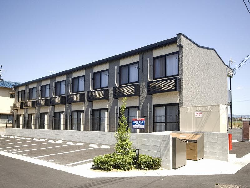 Main exterior of leopalace Peaceful