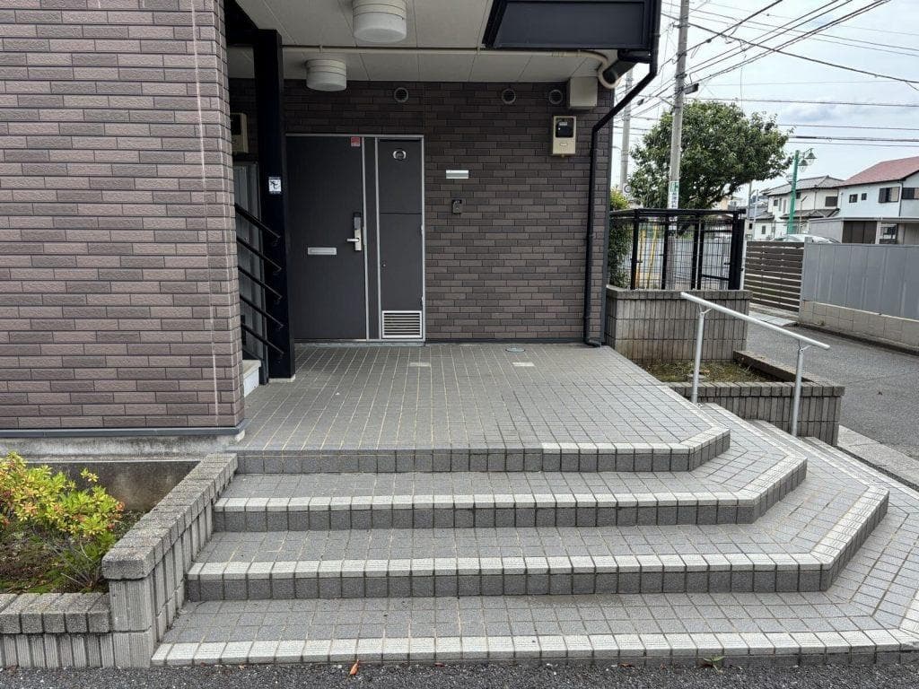 Room image 11