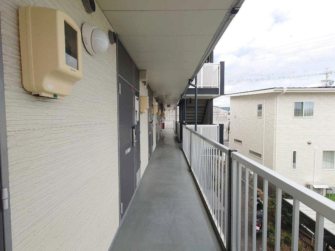 Room image 9