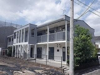 Main exterior of leopalace Creo
