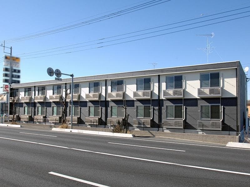 Main exterior of LEONEXT Soleil