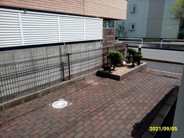 Room image 14