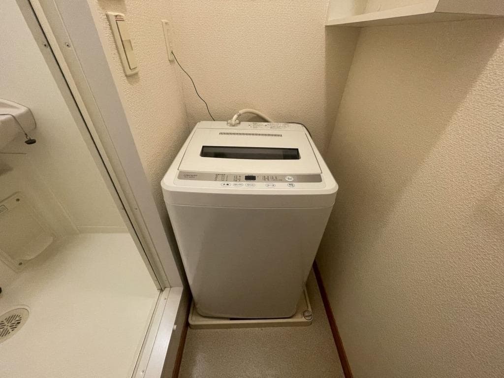 Room image 11