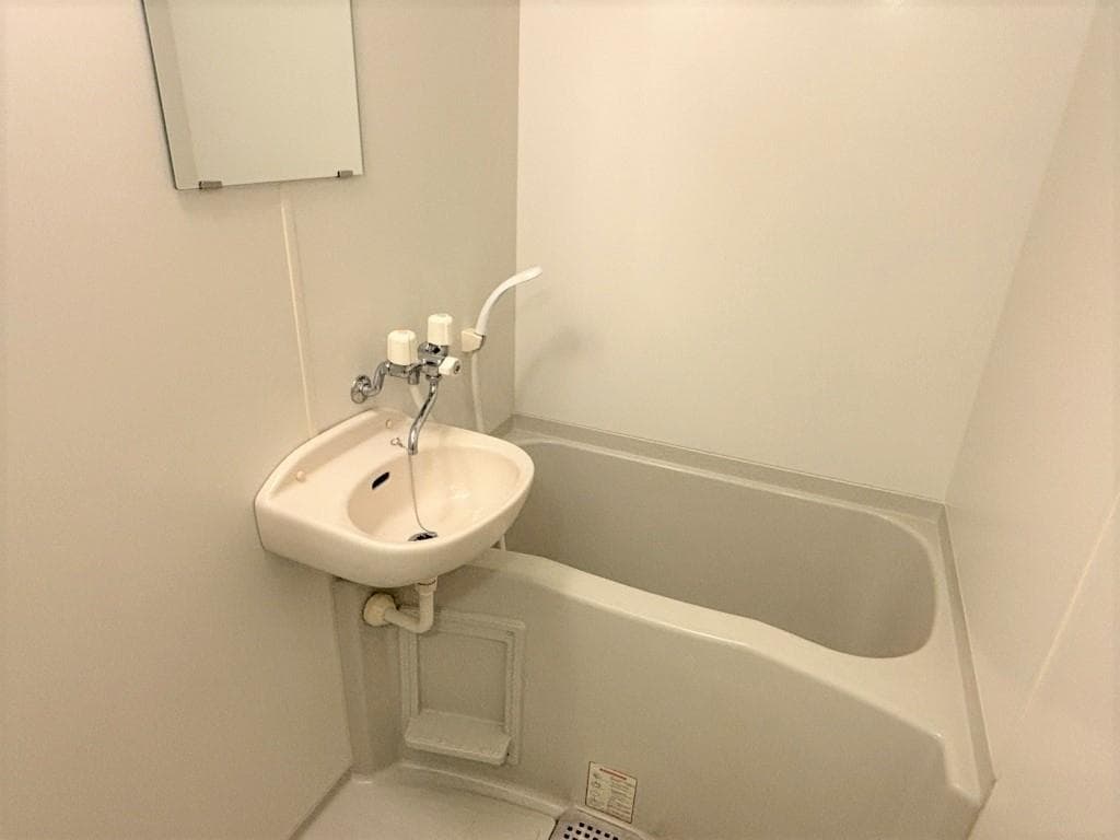 Room image 9