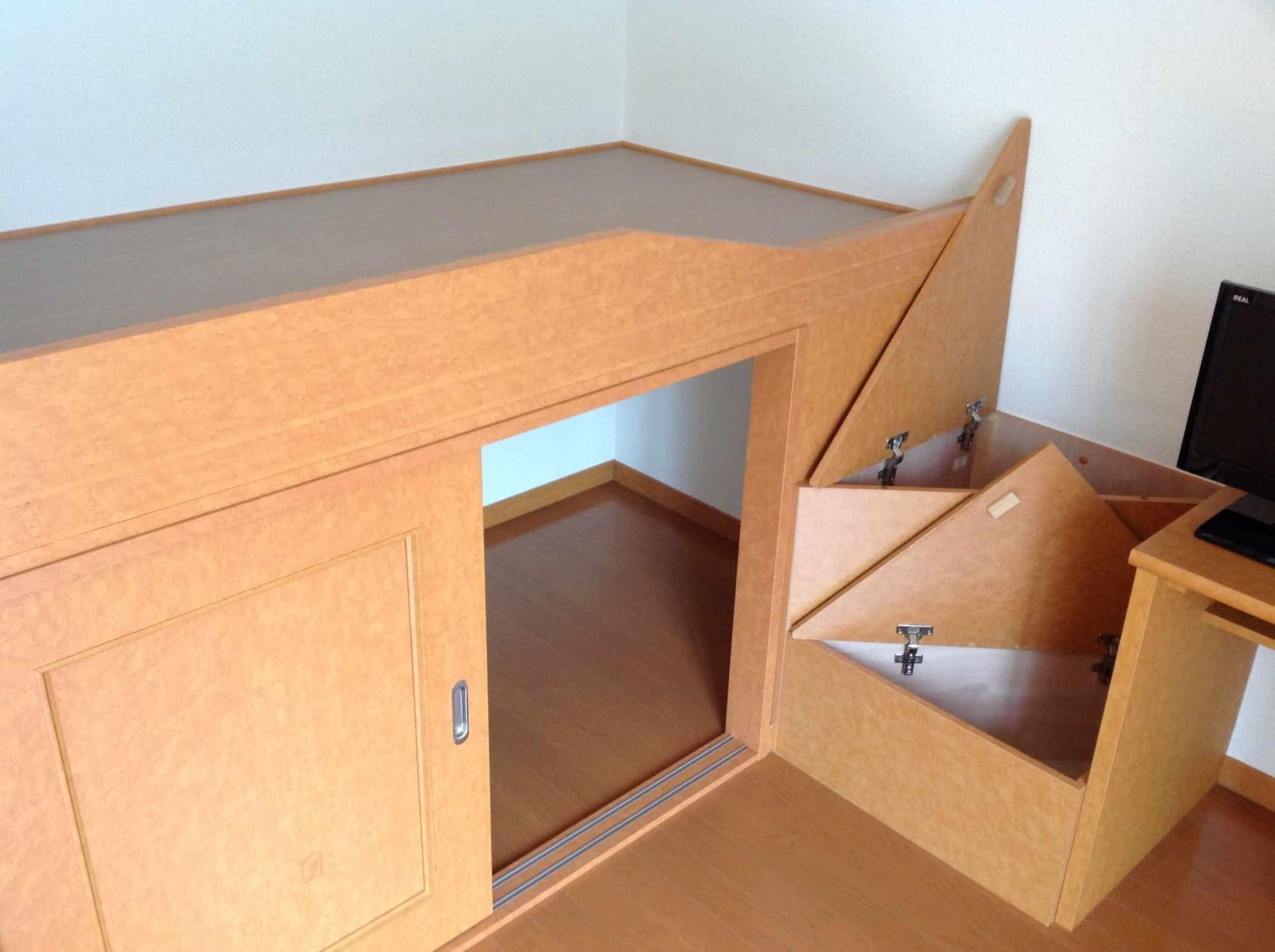 Room image 10