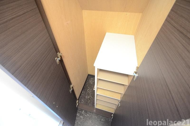 Preview interior of LEONEXT Urban Shiki