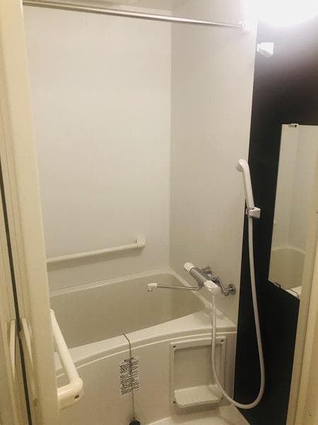 Room image 8