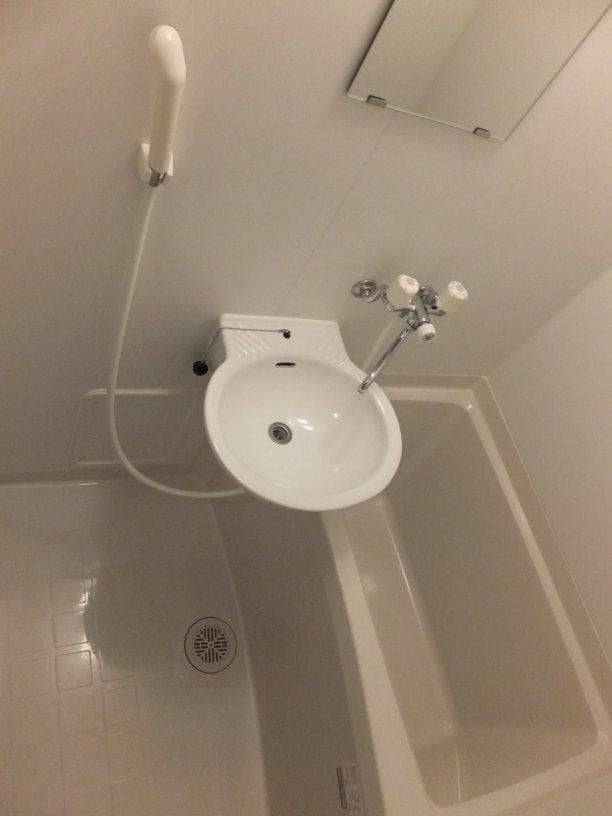 Room image 12