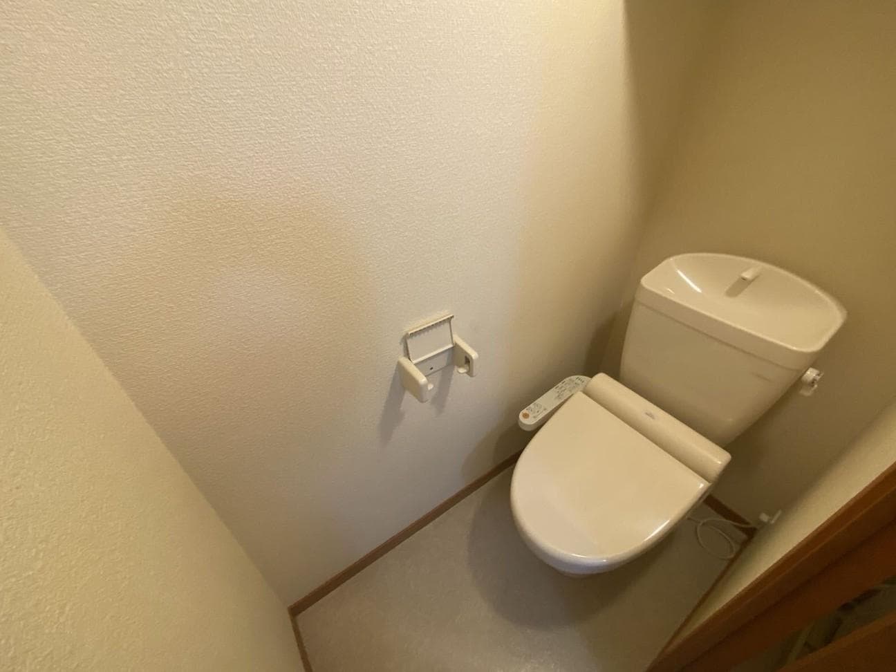 Room image 9