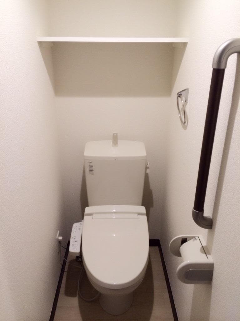 Room image 10