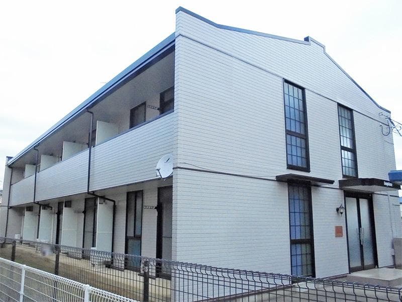 Main exterior of leopalace Sakura