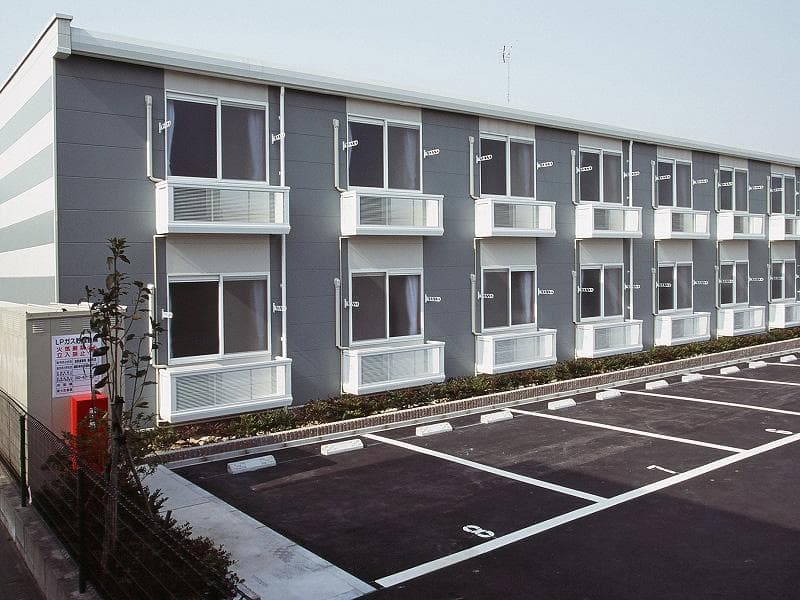 Main exterior of leopalace Kuukou Minami II