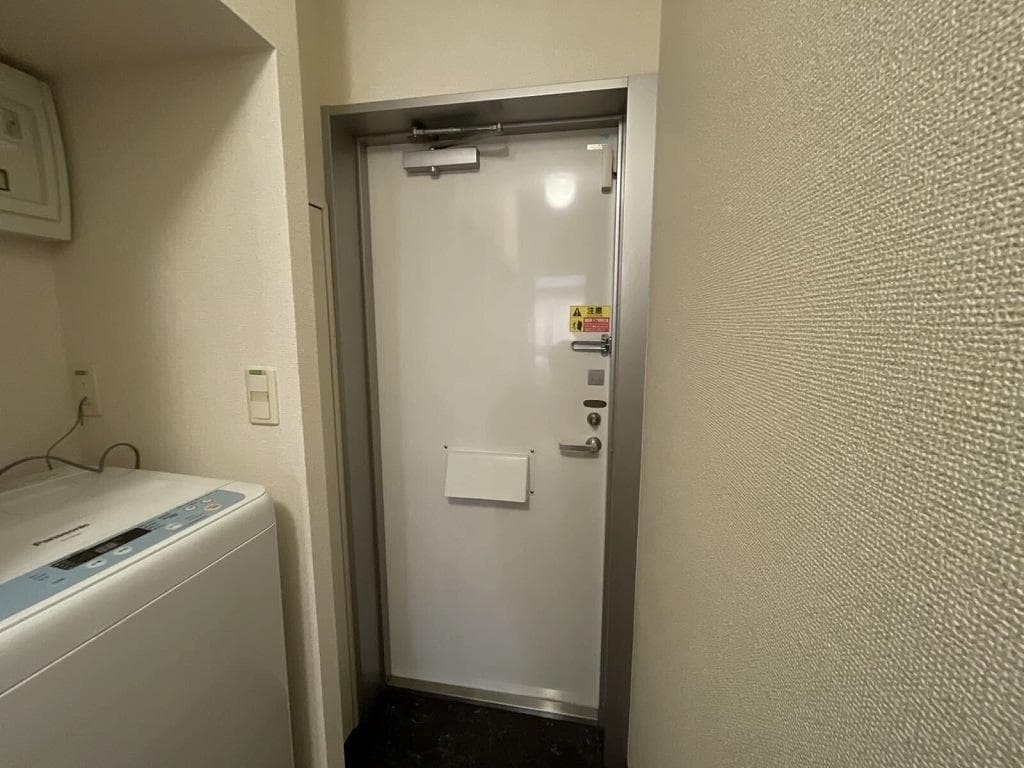 Room image 14
